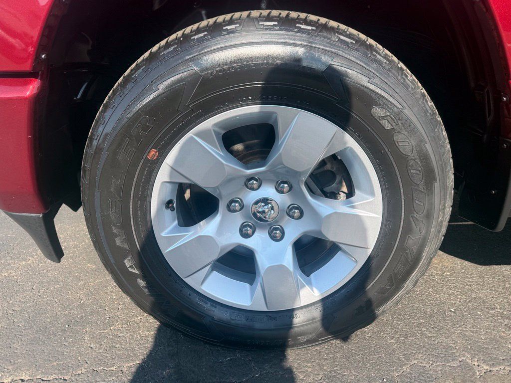 Used 2023 RAM 1500 Big Horn AWD/4WD image 10