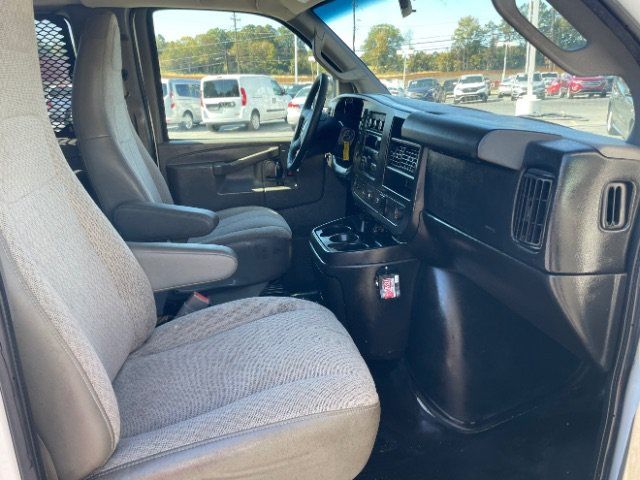 Used 2017 Chevrolet Express 2500 LS RWD image 12