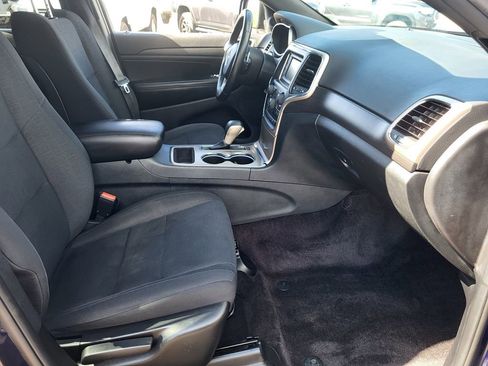 Used 2016 Jeep Grand Cherokee Laredo w/ Quick Order Package 23E image 20