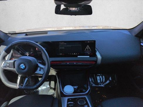 Used 2025 BMW X3 xDrive30i w/ Premium Package image 17