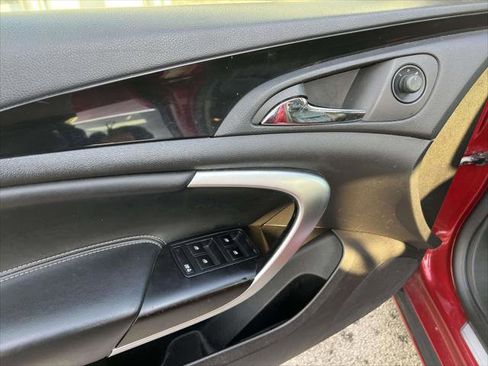 Used 2013 Buick Regal Premium image 15