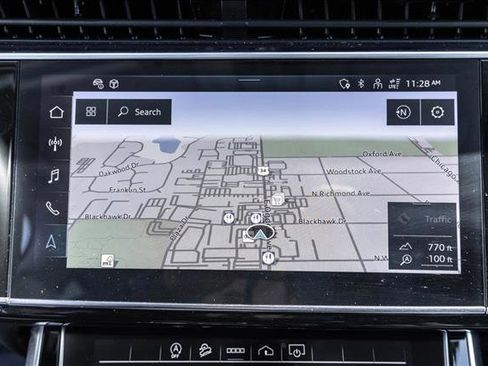 Used 2024 Audi Q7 3.0T Premium Plus image 17