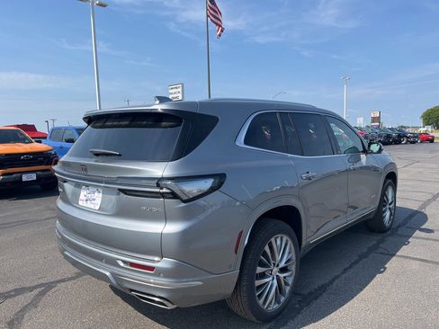 New 2026 Buick Enclave Avenir w/ Super Cruise Package image 5