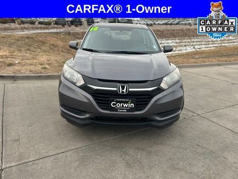 Used 2018 Honda HR-V LX image 2