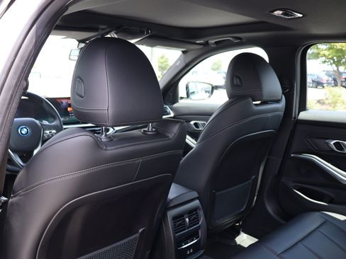 Used 2023 BMW 330e w/ Driving Assistance Package RWD image 19