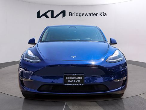 Used 2020 Tesla Model Y Long Range AWD/4WD image 2