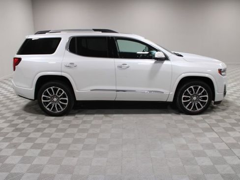 Used 2021 GMC Acadia Denali w/ Denali Technology Package AWD/4WD image 13