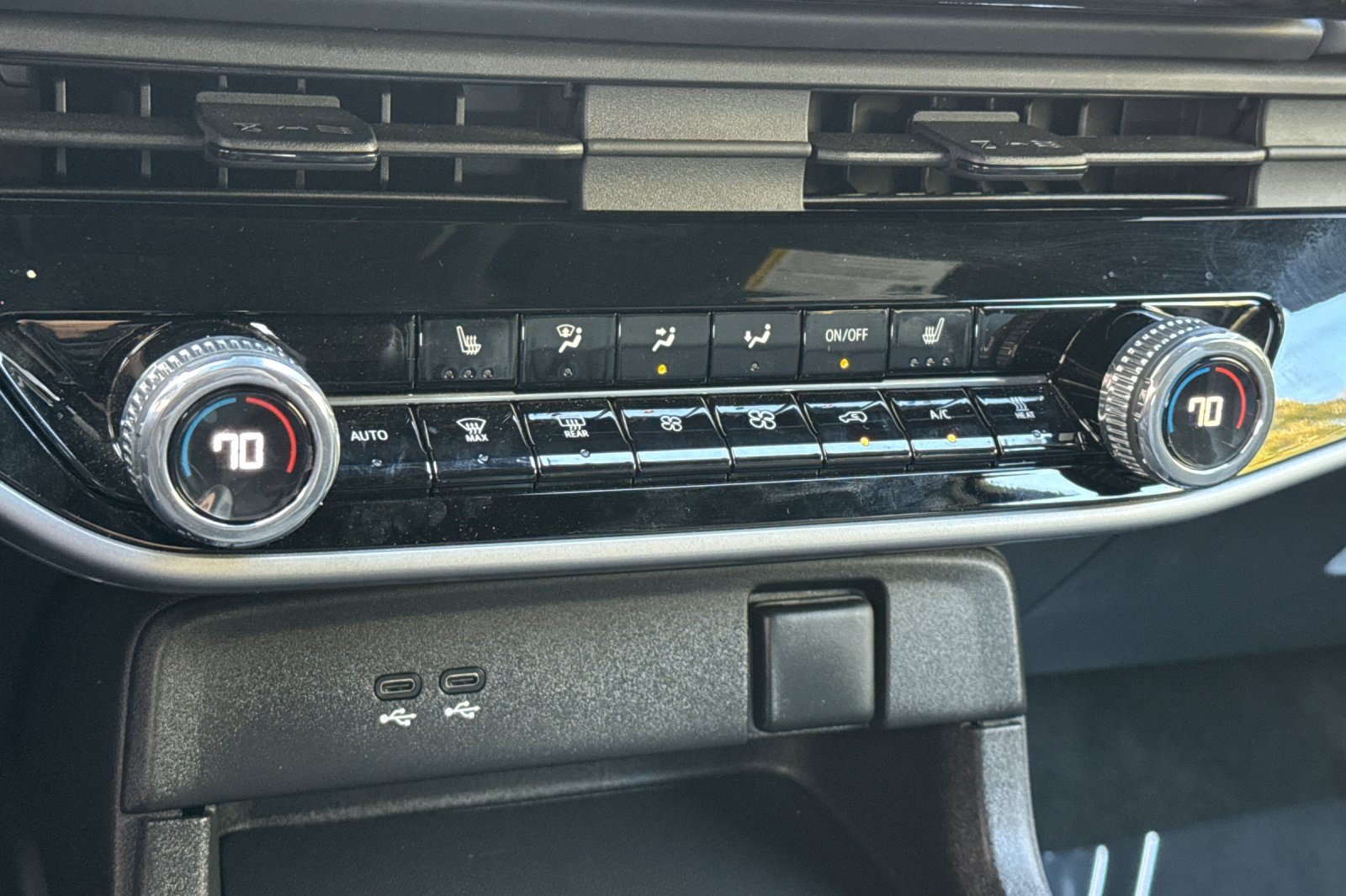 Used 2024 Honda Prologue Touring image 19