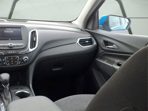 Certified 2024 Chevrolet Equinox LT w/ LPO, Floor Liner Package FWD image 12