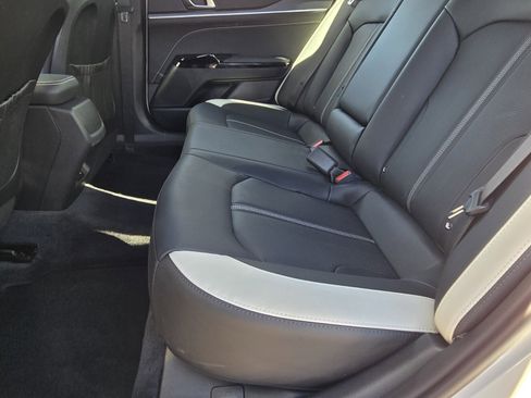 Certified 2025 Kia K5 GT-Line image 12