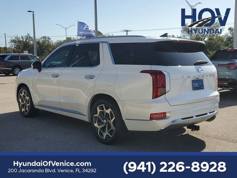 Certified 2022 Hyundai Palisade Calligraphy image 10