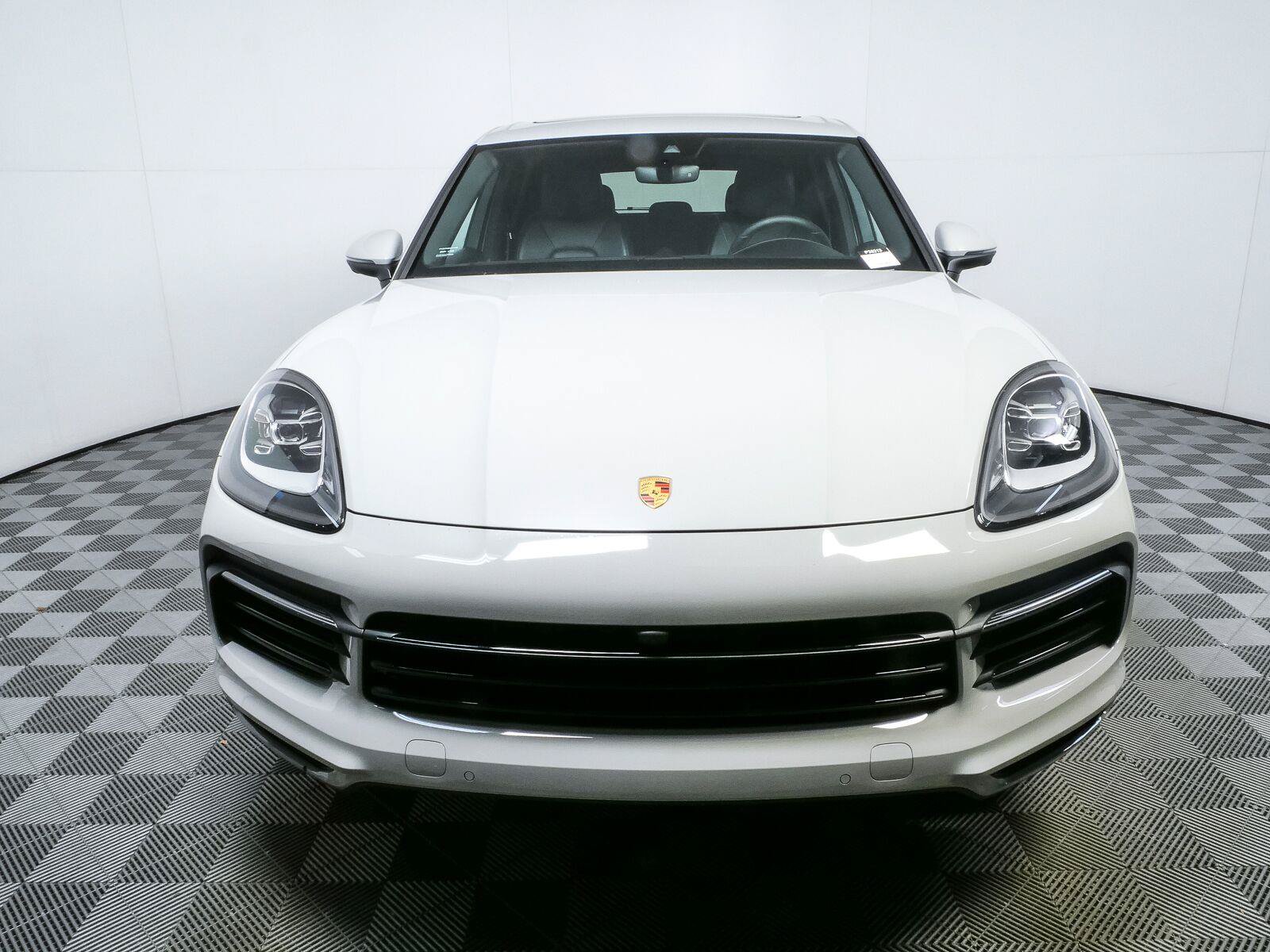 Certified 2023 Porsche Cayenne AWD/4WD image 37
