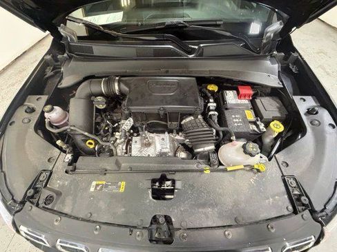 Certified 2025 Jeep Compass Latitude AWD/4WD image 14