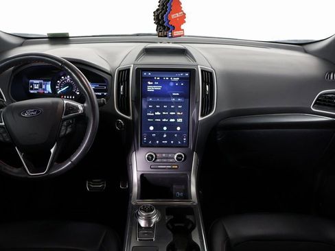 Used 2022 Ford Edge ST-Line image 6