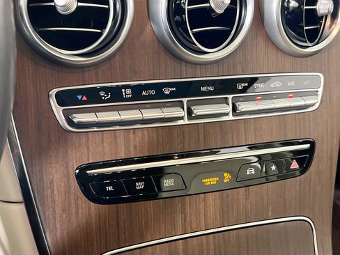 Used 2022 Mercedes-Benz GLC 300 4MATIC image 15