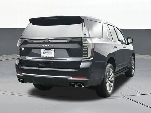Used 2025 Chevrolet Tahoe High Country AWD/4WD image 13