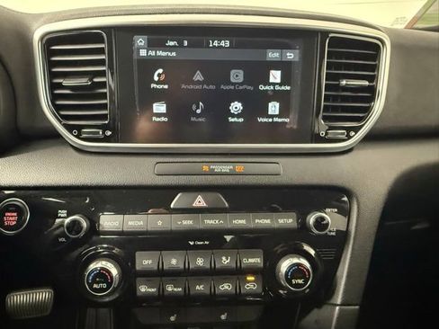 Used 2020 Kia Sportage EX image 23