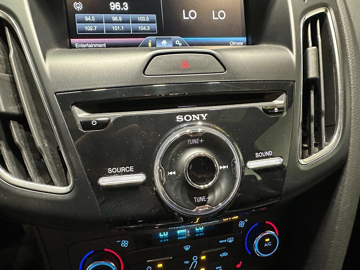 Used 2015 Ford Focus ST w/ Equipment Group 402A FWD image 33