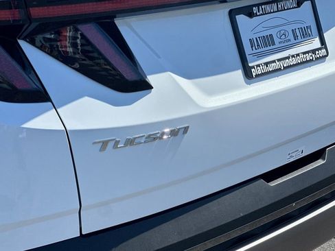 New 2024 Hyundai Tucson Limited image 23