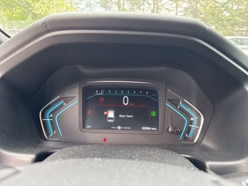 Used 2023 Honda Odyssey Sport image 12
