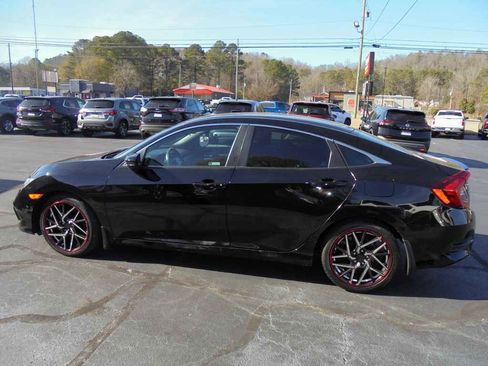 Used 2019 Honda Civic Sport image 1