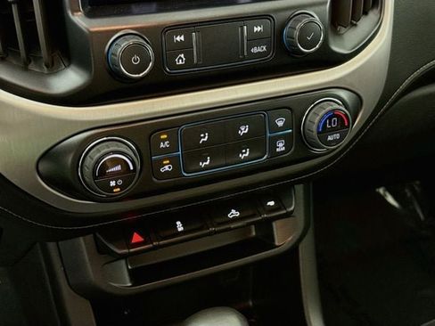 Used 2022 GMC Canyon Elevation w/ Trailering Package AWD/4WD image 16