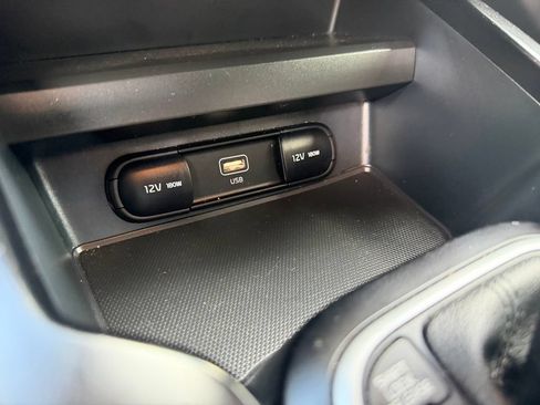 Used 2024 Kia Soul LX w/ Option Group 015 FWD image 27