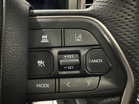 Used 2025 Toyota Tundra Limited image 18