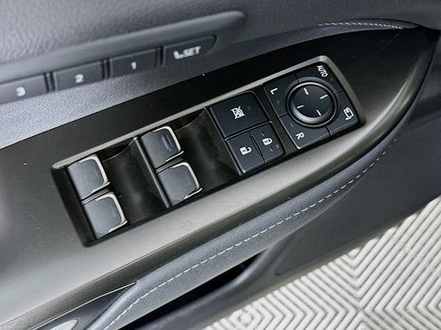 Used 2024 Lexus NX 450h+ AWD w/ Luxury Package image 18