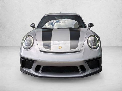 Used 2018 Porsche 911 GT3 RWD image 2