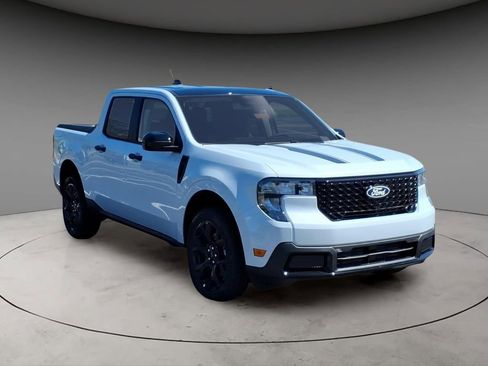 New 2026 Ford Maverick XLT AWD/4WD image 14