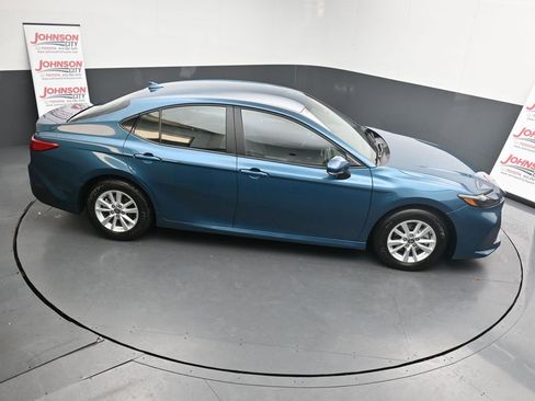 Used 2026 Toyota Camry LE image 34