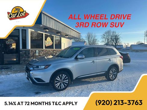 Used 2020 Mitsubishi Outlander SEL image 1