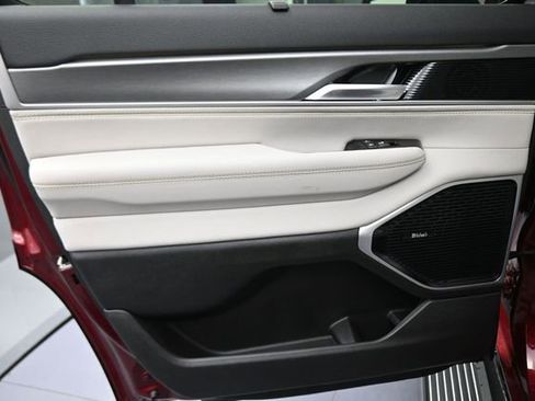 New 2026 Jeep Grand Wagoneer Limited AWD/4WD image 28