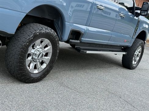 Used 2023 Ford F350 Lariat w/ Chrome Package AWD/4WD image 36