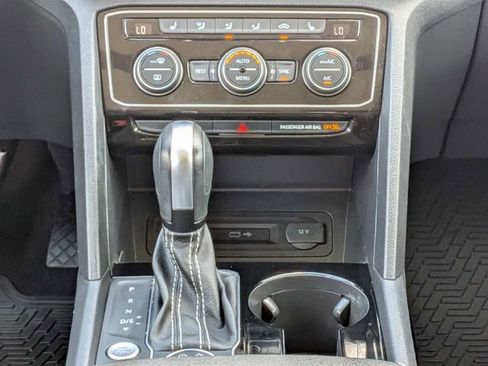 Used 2022 Volkswagen Atlas SEL AWD/4WD image 20
