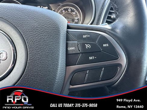 Used 2020 Jeep Cherokee Latitude Plus w/ Cold Weather Group image 25