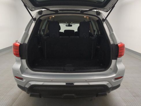 Used 2019 Nissan Pathfinder SV image 29