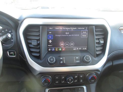 Used 2023 GMC Acadia SLE w/ Driver Convenience Package FWD image 22
