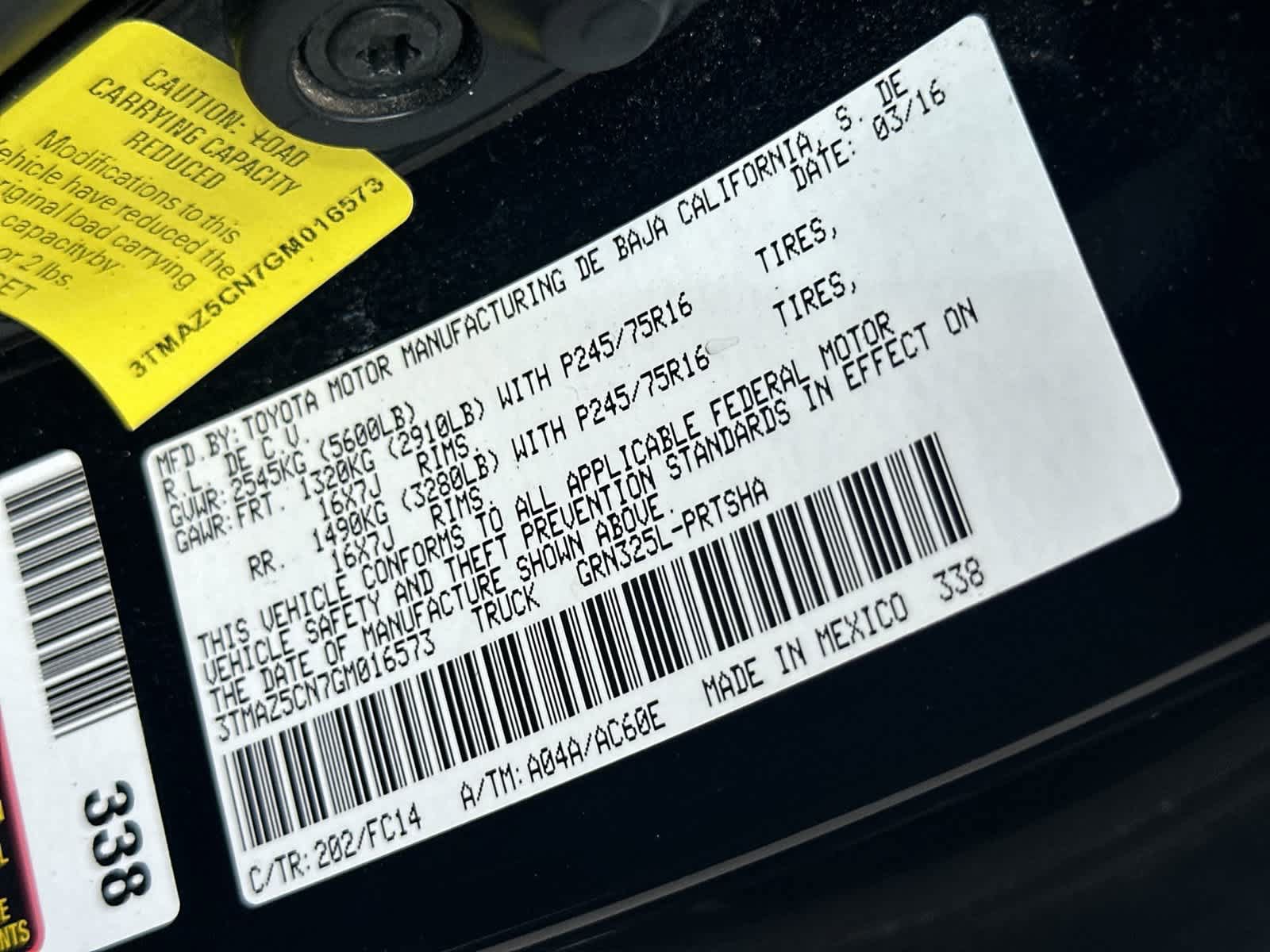 Used 2016 Toyota Tacoma SR5 w/ SR5 Appearance Package (SN) RWD image 21