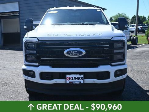 Used 2026 Ford F250 Platinum AWD/4WD image 13
