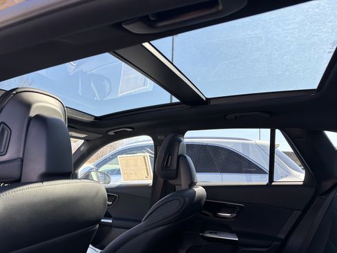Used 2026 Mercedes-Benz GLC 300 4MATIC image 23