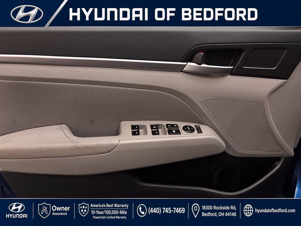 Used 2019 Hyundai Elantra SEL FWD image 12