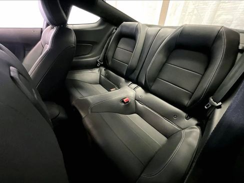 Used 2018 Ford Mustang Premium w/ Ecoboost Performance Package image 25