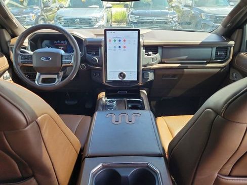 Used 2023 Ford Expedition King Ranch image 6