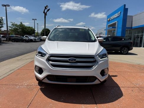 Used 2019 Ford Escape Titanium FWD image 2