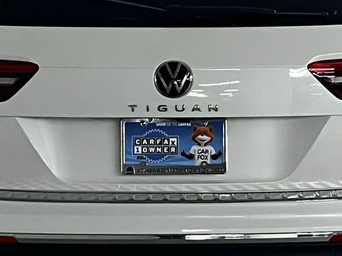 Used 2023 Volkswagen Tiguan SE w/ Panoramic Sunroof Package AWD/4WD image 35