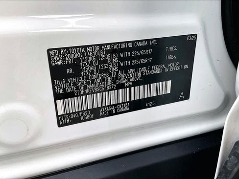 Certified 2025 Toyota RAV4 LE image 32