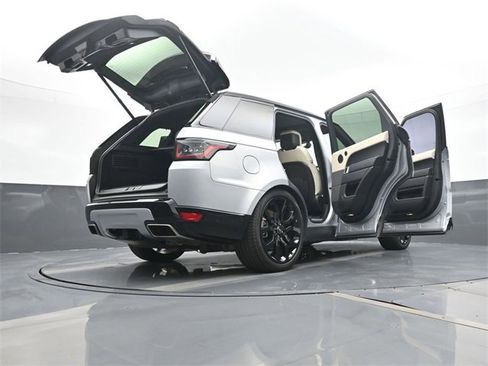 Used 2022 Land Rover Range Rover Sport HSE Silver Edition image 26