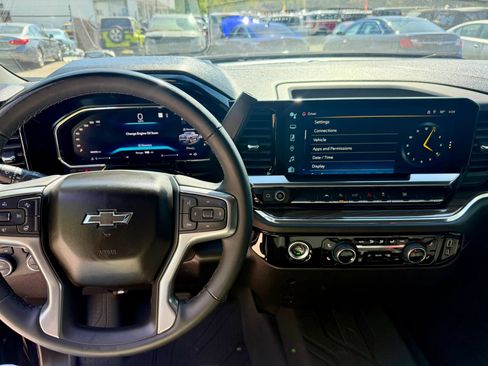 Used 2023 Chevrolet Silverado 1500 RST w/ Protection Package AWD/4WD image 16
